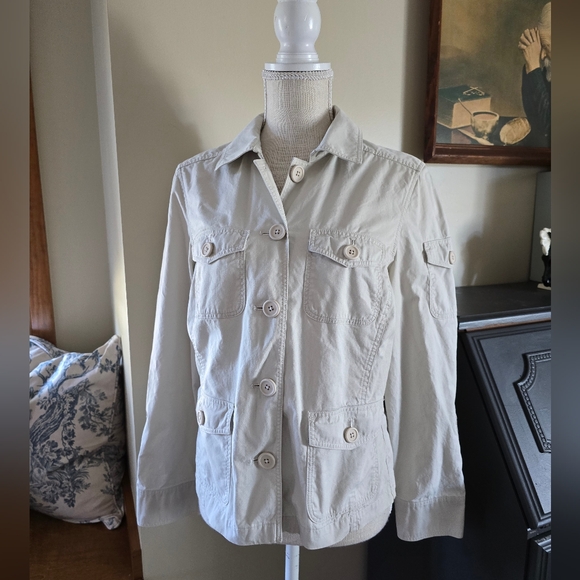 L.L. Bean Jackets & Blazers - LL BEAN Womens M light beige jacket 100% cotton lightweight button up
